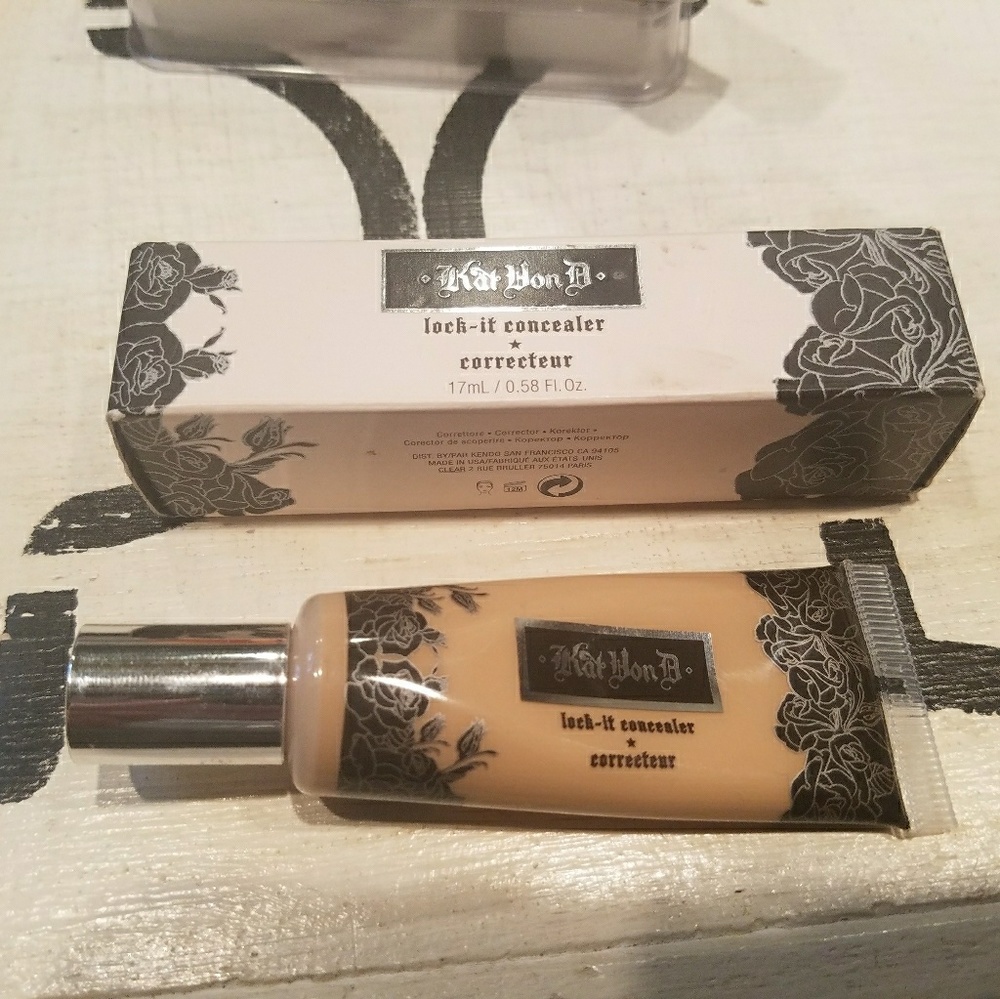 Kat Von D concealer